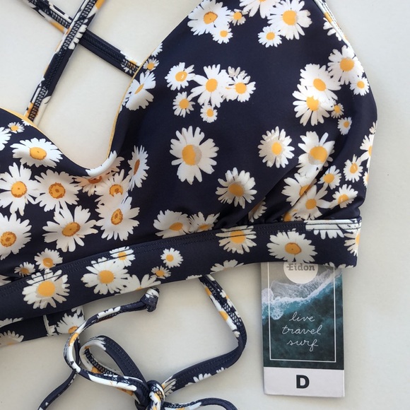 Eidon Surf | Madison D Cup Top - Picture 3 of 5